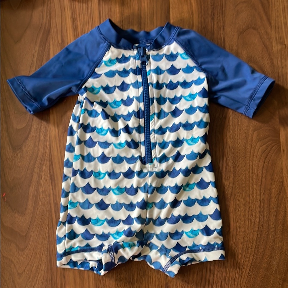 Old Navy Blue and White Rashguard Swimwear